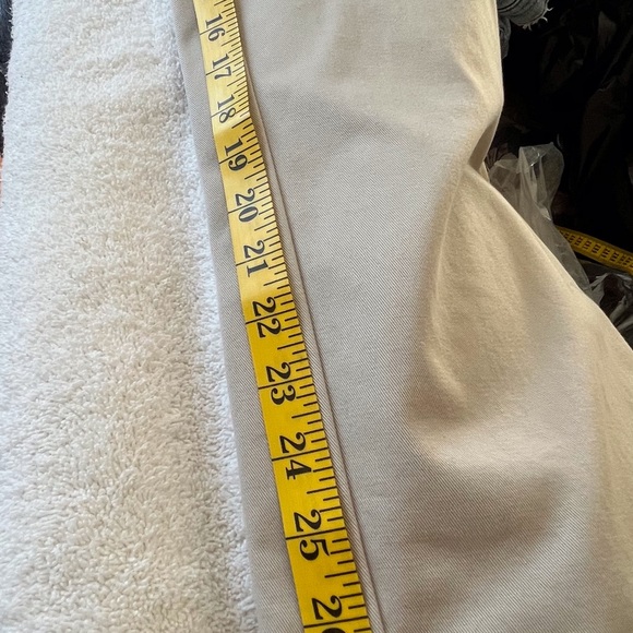 Favourite Fit LL Bean pants. 10P  leg is 28 inches. - Picture 4 of 11